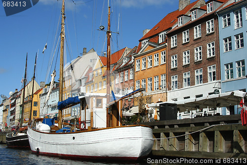 Image of Nyhavn - Copenhagen, Denmark