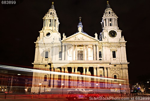 Image of St. Paul's Cathedral London at night