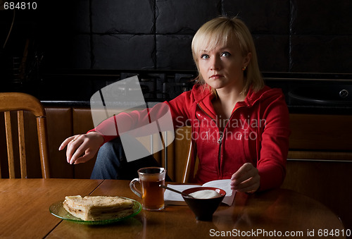 Image of attractive girl in cafe