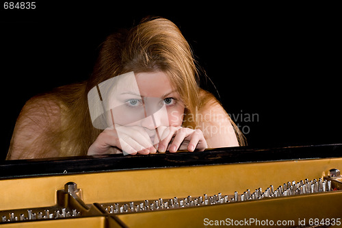 Image of pianist