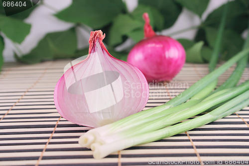 Image of Red salad onions