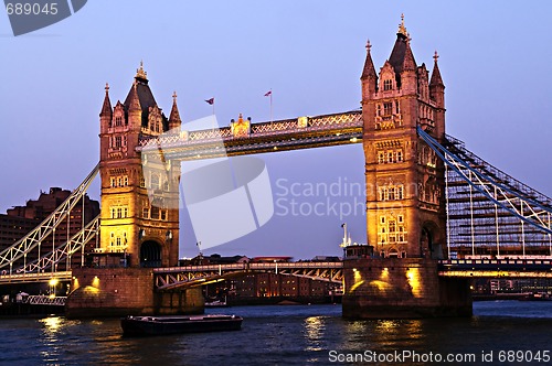 Image of Tower bridge in London at dusk