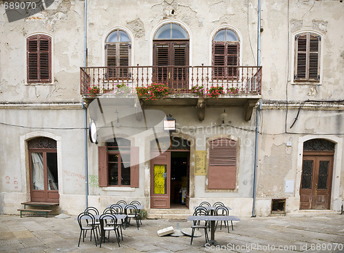 Image of Deserted cafe