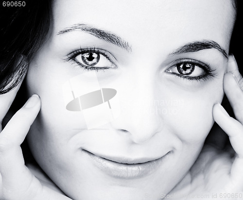 Image of Woman with green eyes