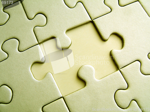 Image of Yellow jigsaw