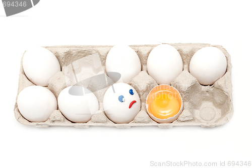 Image of Egg looks at broken person
