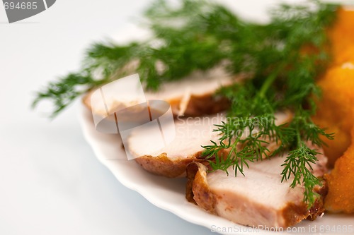 Image of Rosted cauliflower with chiken meat and dill