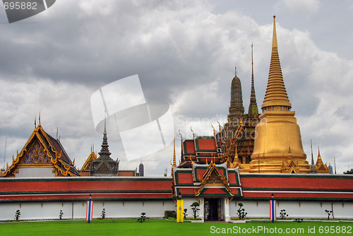 Image of Temple in Bangkok, August 2007