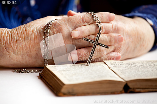 Image of Hands with Cross