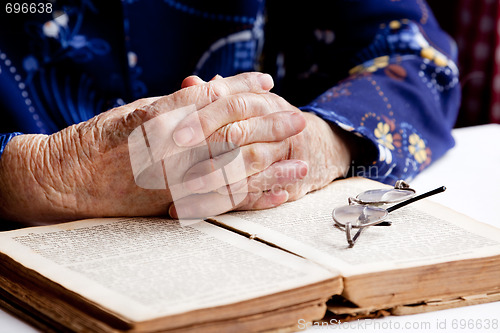 Image of Hands Praying