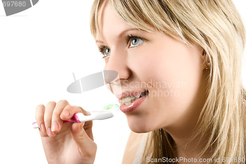 Image of brushing teeth