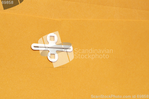 Image of envelope clasp