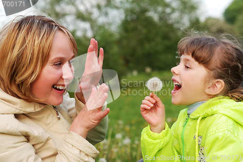 Image of Mother with daughter