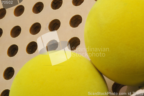 Image of balls and paddle