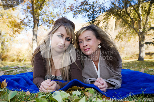 Image of Mother and daughter