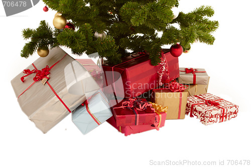 Image of Christmas tree with presents and copyspace