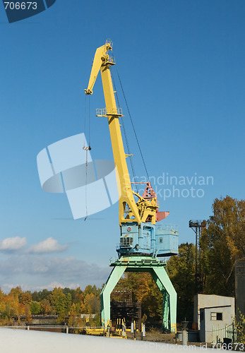 Image of Lifting crane