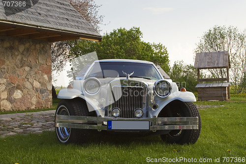 Image of Limousine at homestead