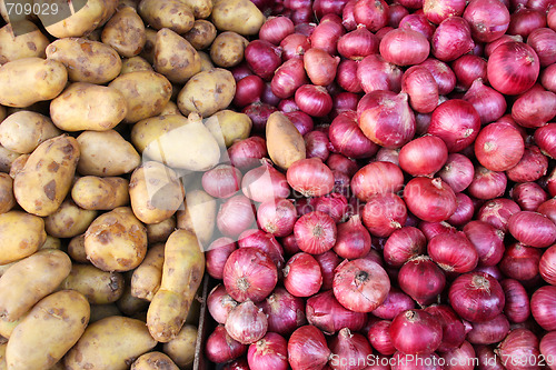 Image of Potatos and onions