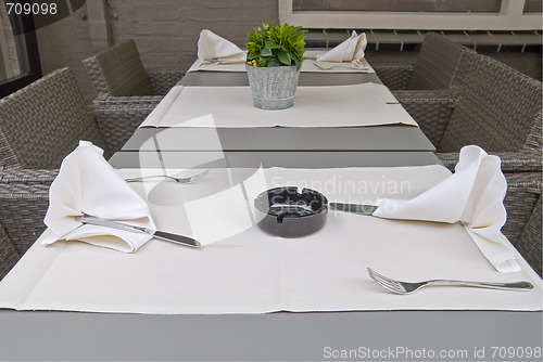 Image of Restaurant table setting.