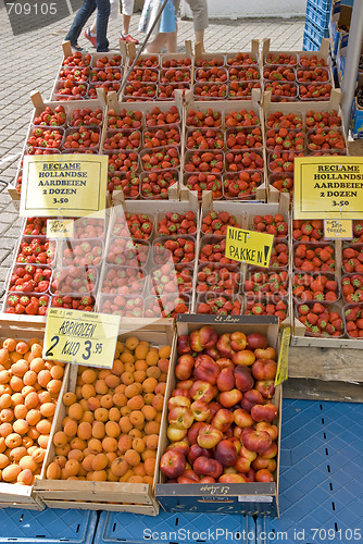 Image of Fruits at a marketplace