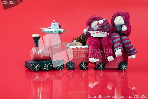 Image of Elfs on train