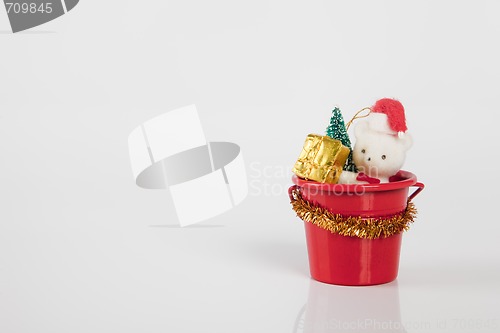 Image of Teddybear in bucket