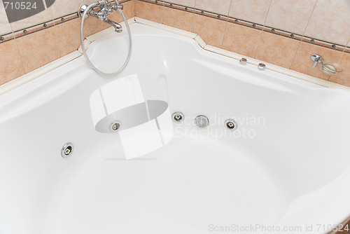 Image of bathtub 