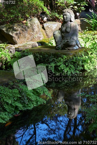 Image of Stone statues