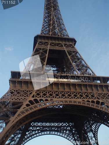 Image of Eiffel Tower in Paris, France