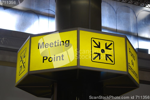 Image of Meeting point sign on airport