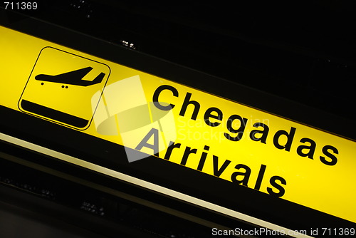 Image of Arrivals sign on airport