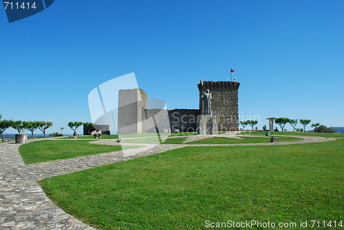 Image of Ourém Castle (blue sky background)