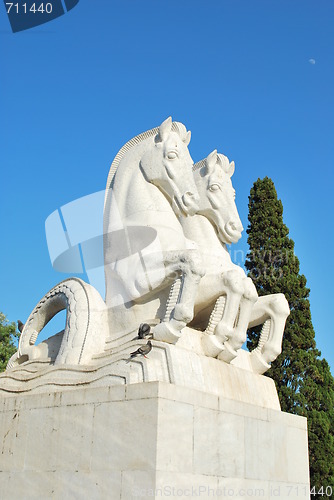 Image of Statue of horses in a park