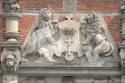 Image of Statue with Gdansk coat of arms