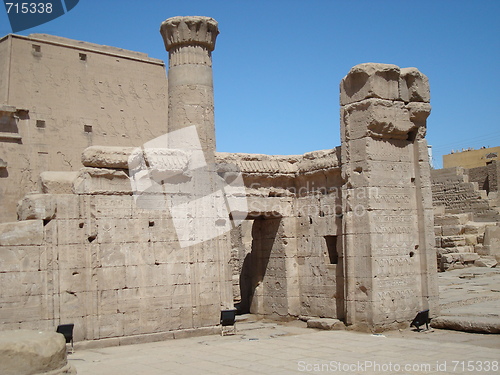 Image of Egyptian temple