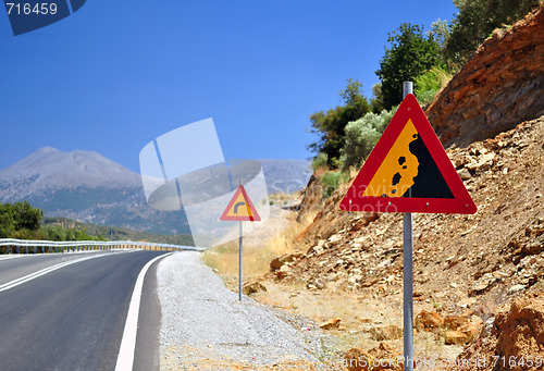 Image of Falling rocks sign