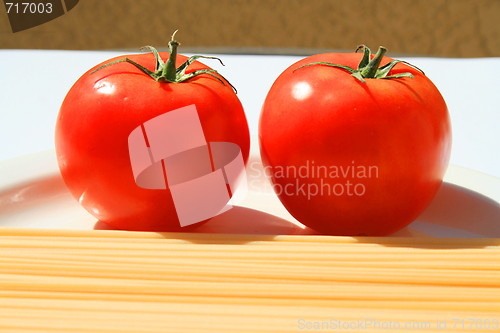 Image of Pasta and Tomatos 