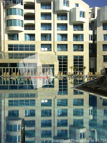 Image of hotel pull