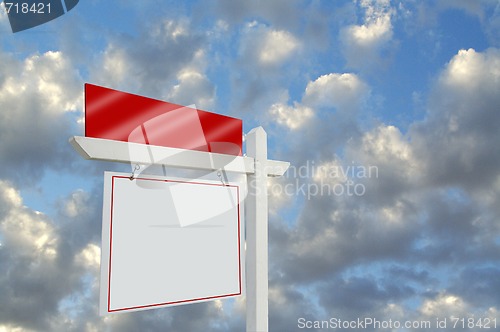 Image of Blank Real Estate Sign 