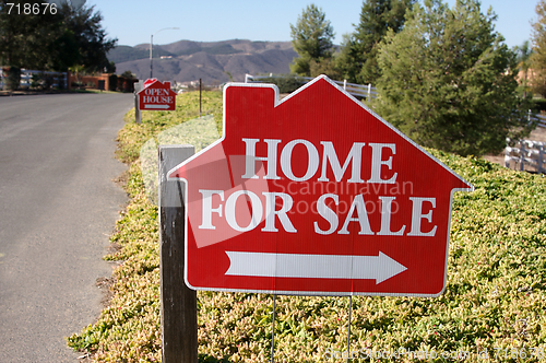 Image of Home For Sale Signs