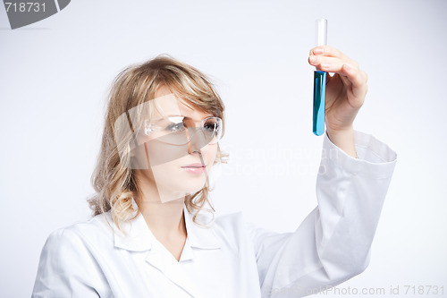 Image of Female scientist