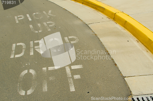 Image of Pick Up, Drop Off Curb