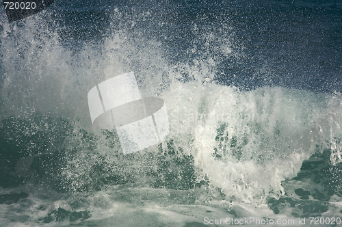 Image of Dramatic Shorebreak Wave