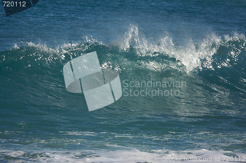 Image of Dramatic Shorebreak Wave