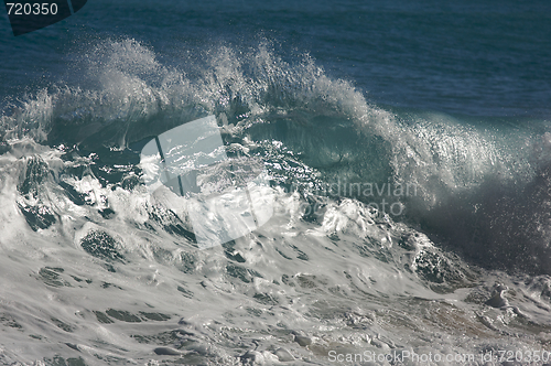 Image of Dramatic Shorebreak Wave