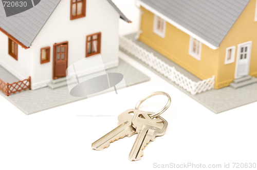 Image of Keys & House