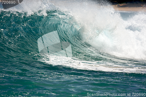 Image of Dramatic Shorebreak Wave