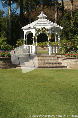 Image of Elegant Wedding Gazebo