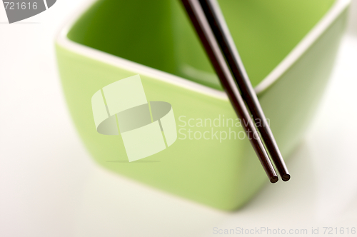Image of Chopsticks & Green Bowl